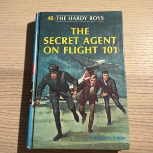 Frannklin W. Dixon’s “The Secret Agent on Flight 101” - The Hardy Boys #46